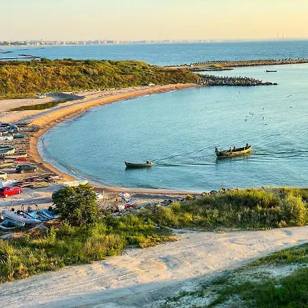 Apartment Beachfront Designer Apt, 100 Sqm, 2-bath, Huge Terrace On The Sea Shore Constanta