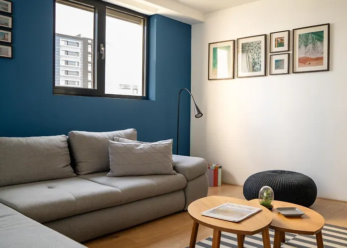 Beachfront Designer Apt, 100 Sqm, 2-bath, Huge Terrace On The Sea Shore Apartman