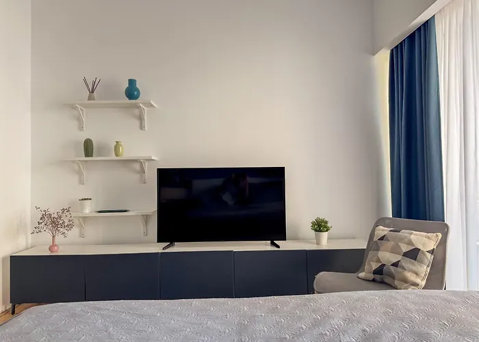 Beachfront Designer Apt, 100 Sqm, 2-bath, Huge Terrace On The Sea Shore Apartman