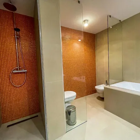 Beachfront Designer Apt, 100 Sqm, 2-bath, Huge Terrace On The Sea Shore * كونستانتا