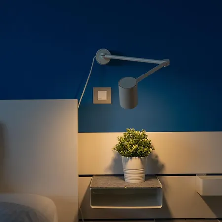 شقة Beachfront Designer Apt, 100 Sqm, 2-bath, Huge Terrace On The Sea Shore كونستانتا