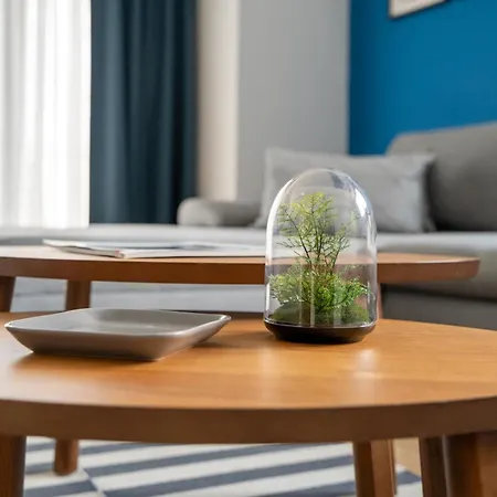 Beachfront Designer Apt, 100 Sqm, 2-bath, Huge Terrace On The Sea Shore Lägenhet Constanţa